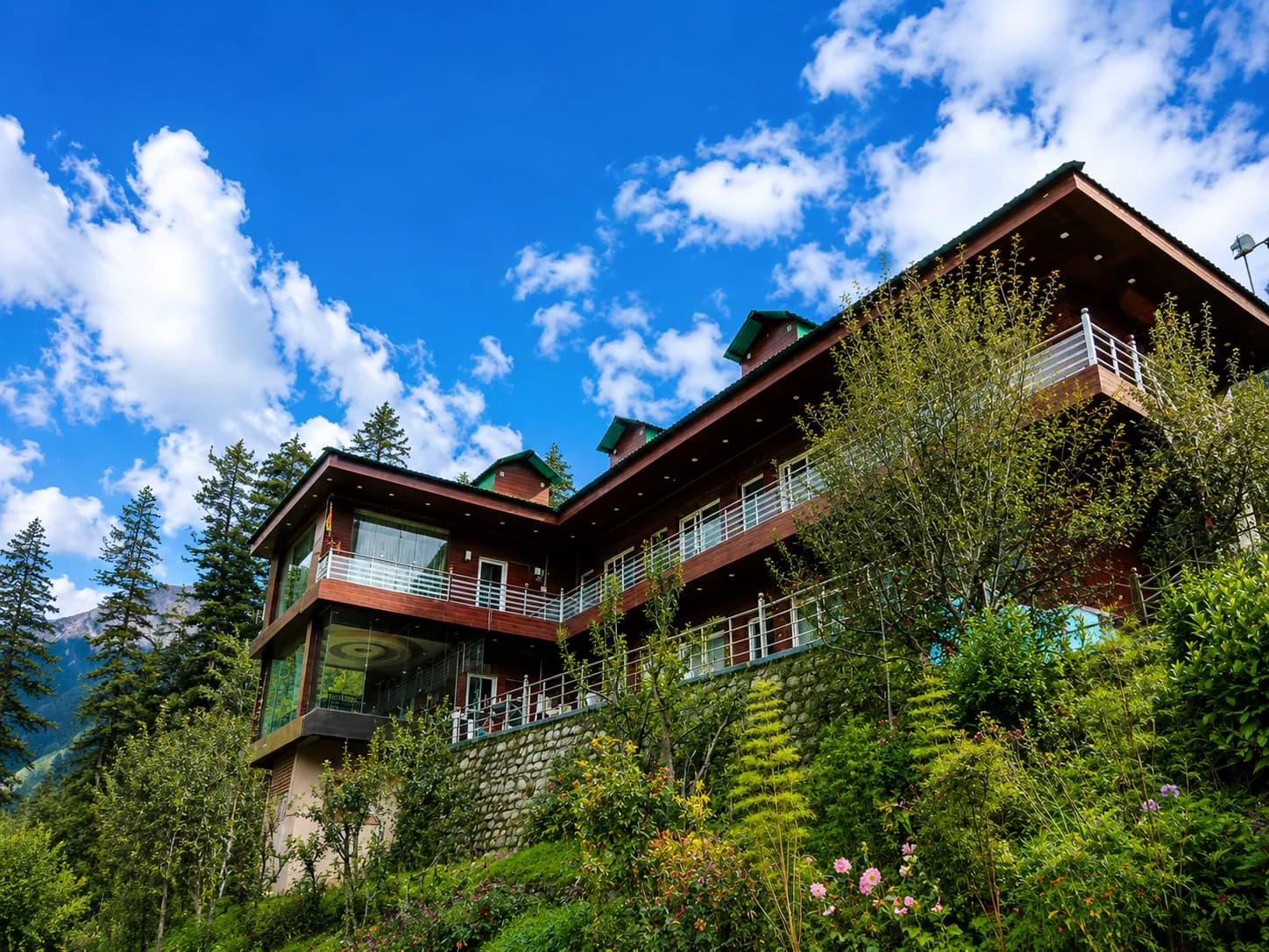 Harsil Woods Luxury Cottage